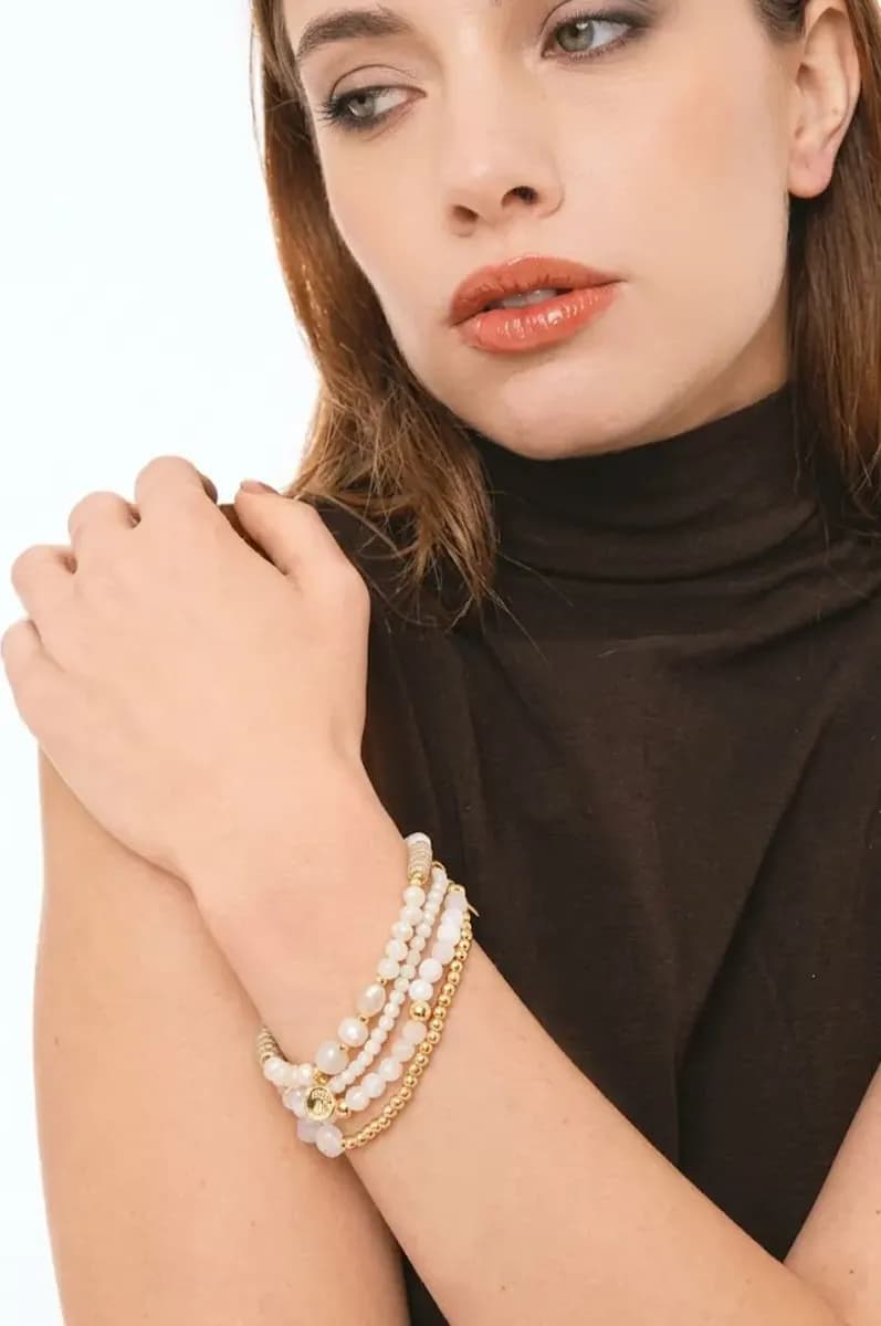 Bracciale elastico con pietre in vetro | MYA ACCESSORIES in prodotto You Store - Messina, commercioVirtuoso.it