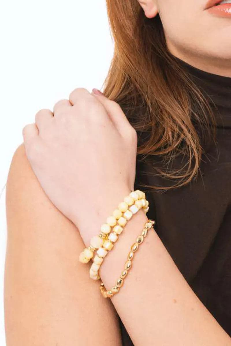 Bracciale elastico con pietre dure | MYA ACCESSORIES in prodotto You Store - Messina, commercioVirtuoso.it