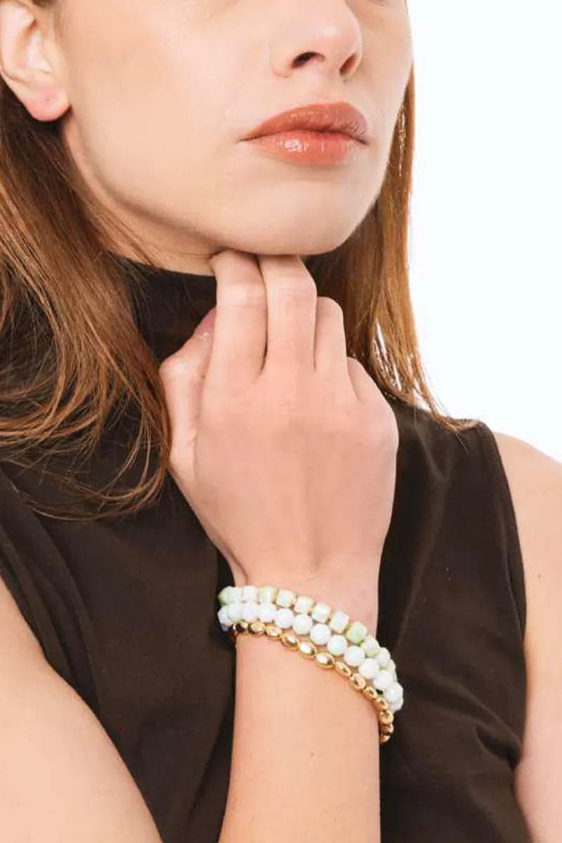 Bracciale elastico con pietre dure | MYA ACCESSORIES in prodotto You Store - Messina, commercioVirtuoso.it