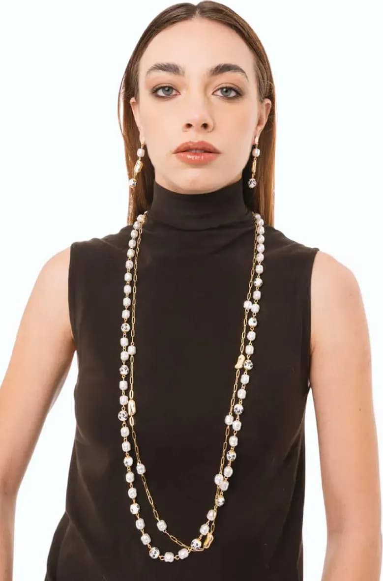Collana lunga con perle in ceramica | MYA ACCESSORIES in prodotto You Store - Messina, commercioVirtuoso.it
