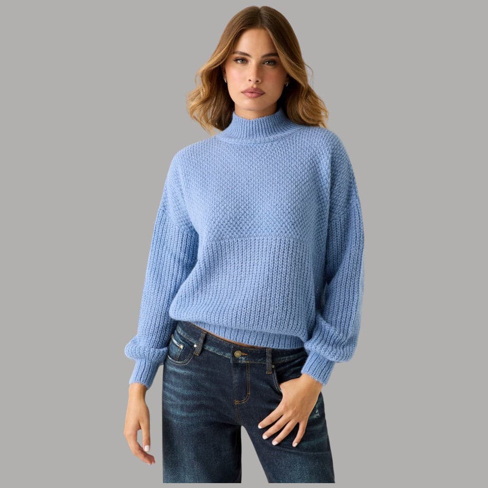 Guess maglione azzurro in misto alpaca W5BR32 Z2R40 F7MH in Maglioni Prodotti di Classe - Nocera Superiore, commercioVirtuoso.it