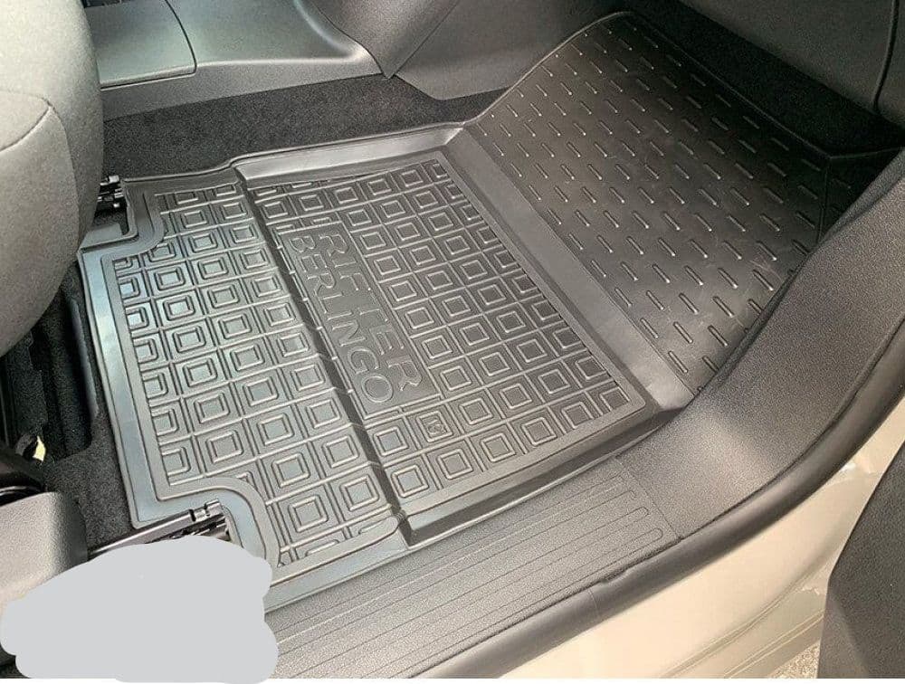 Set tappetini di gomma su misura per Citroen Berlingo (2019) in Tappetini antiscivolo Autooggetti.it - Roma, commercioVirtuoso.it