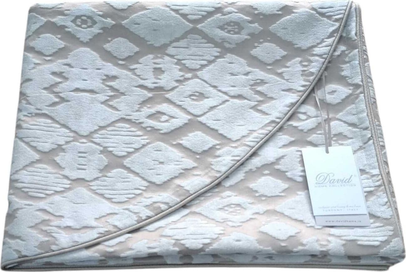 Copriletto Matrimoniale Jacquard David Ingrid Nocciola in Piumini The King Luxury - San Marcellino, commercioVirtuoso.it