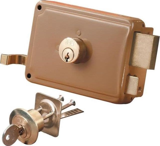 Serr.310/B Dx Mpl Ex Wally E/50 Cil.Stacc.3M in Ciglia finte Ebricowill - Palermo, commercioVirtuoso.it