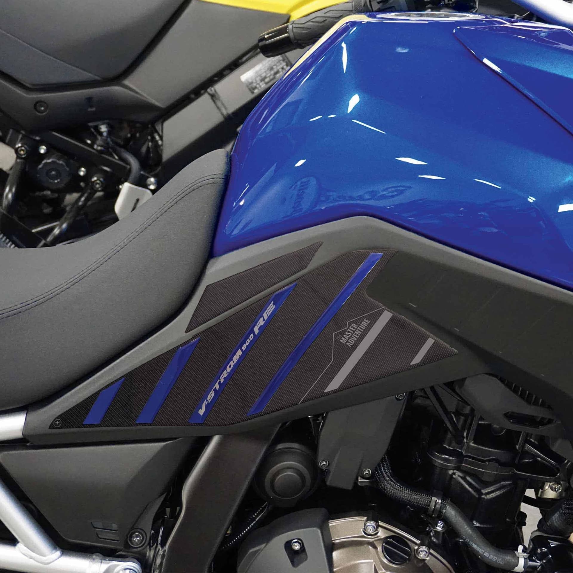 Adesivi-3D-compatibili-con-Suzuki-V-Strom-800RE-Protezioni-Sottosella-moto