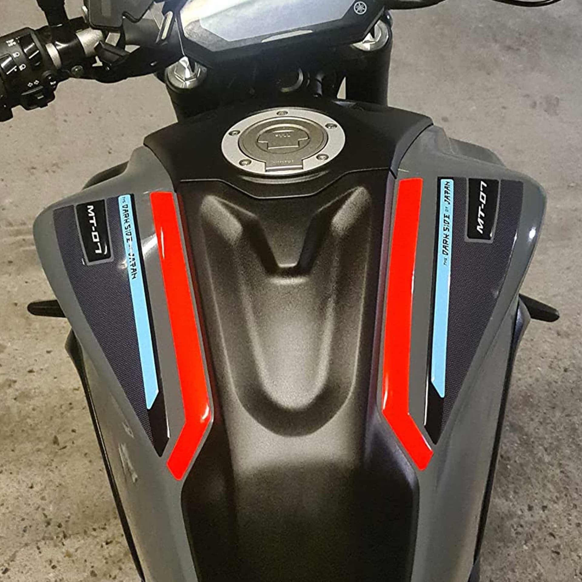 Adesivi-3D-Fasce-Serbatoio-superiore-compatibili-con-Yamaha-Mt-07-2021-2023