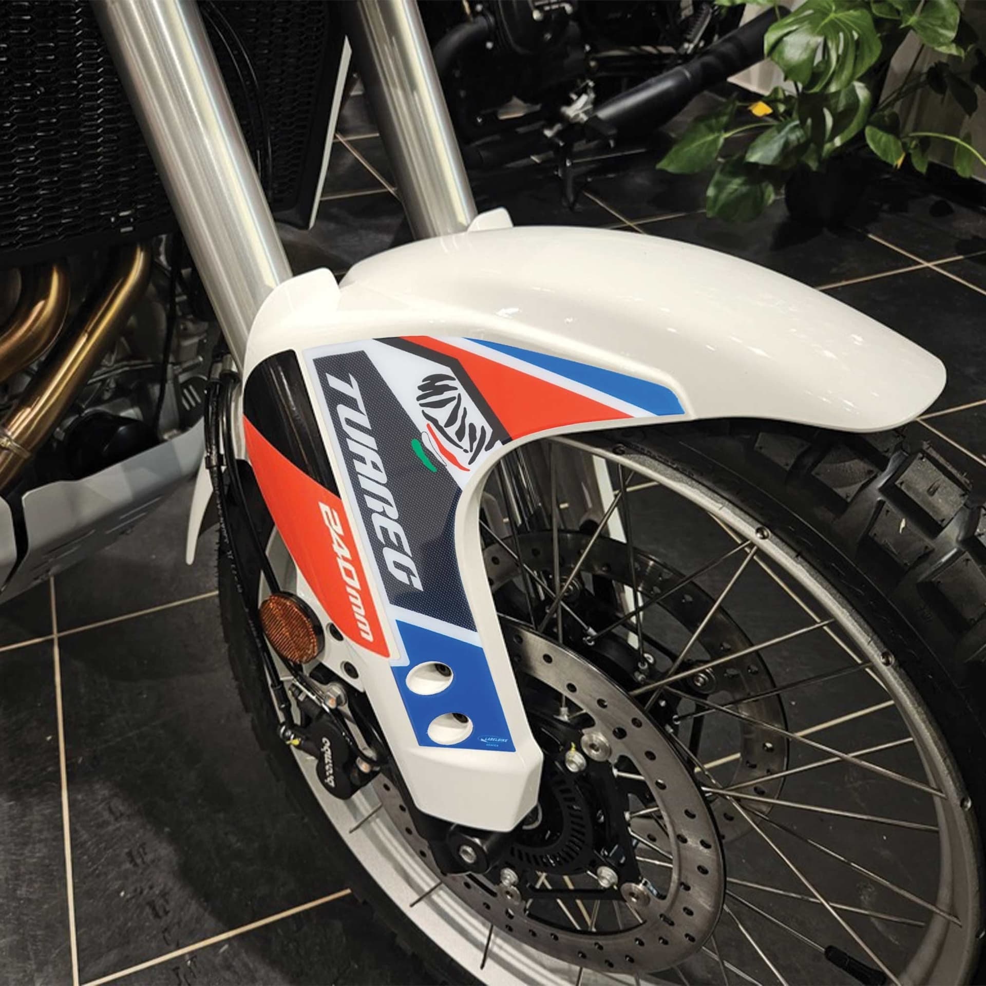 Adesivi-Parasteli-parafango-moto-compatibili-con-Aprilia-Tuareg-660-Podium-2024