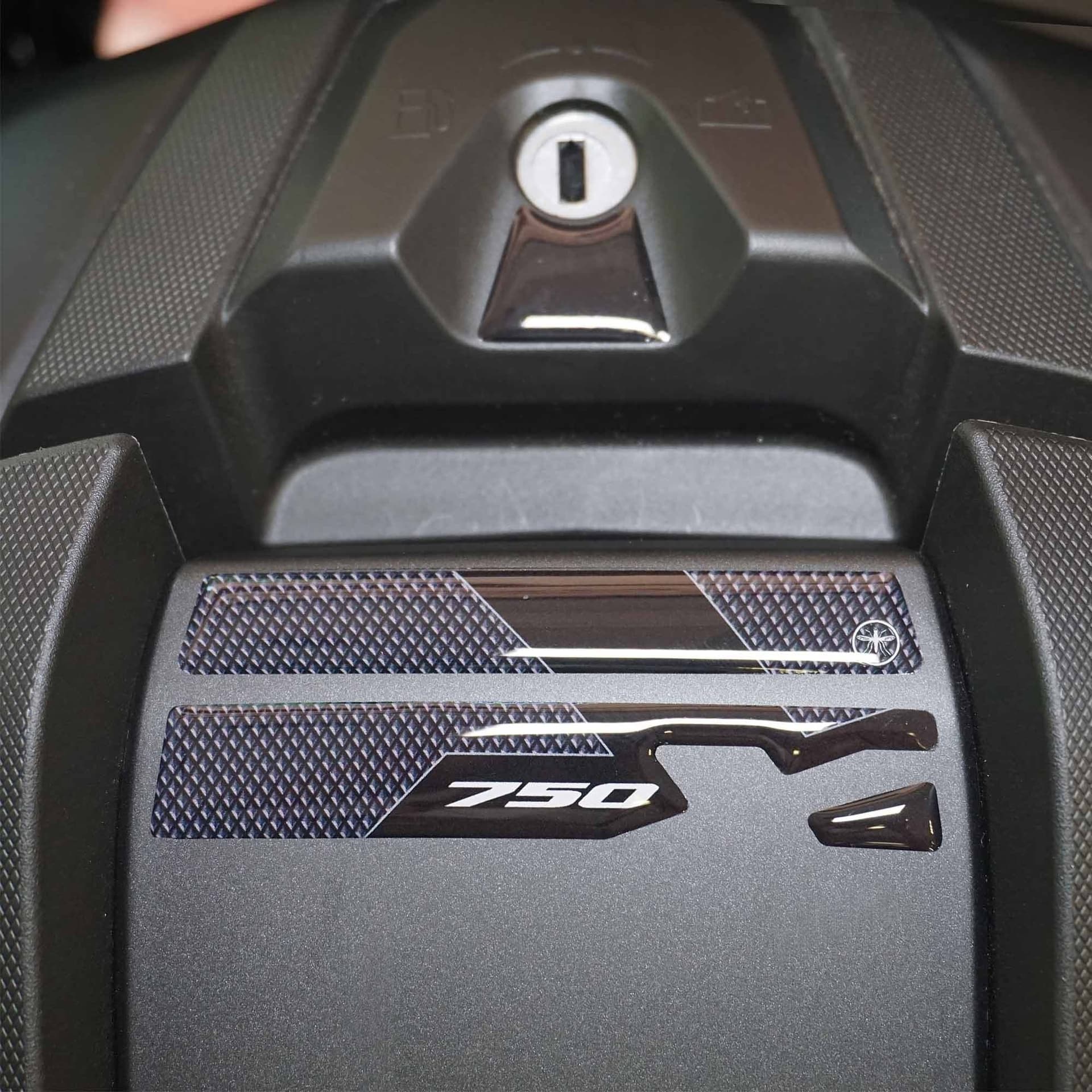 Adesivo-3D-Chiave-NC750-compatibile-con-Honda-NC750X-2021-Sportello-Portaoggetti