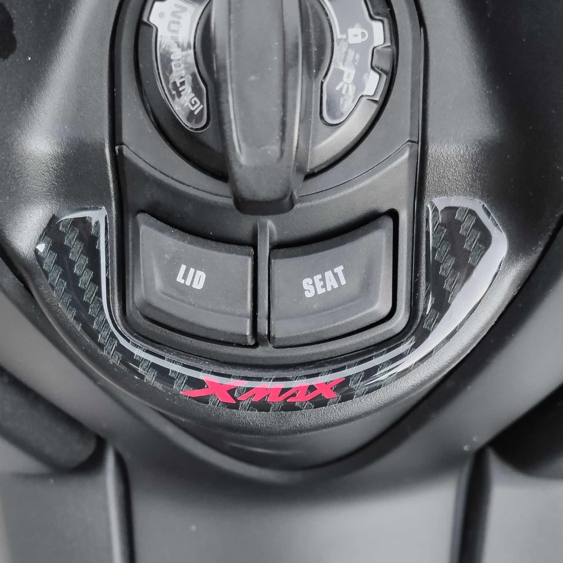 Adesivo-3D-Protezione-chiave-accensione-compatibile-con-Yamaha-Xmax-300-2017-22