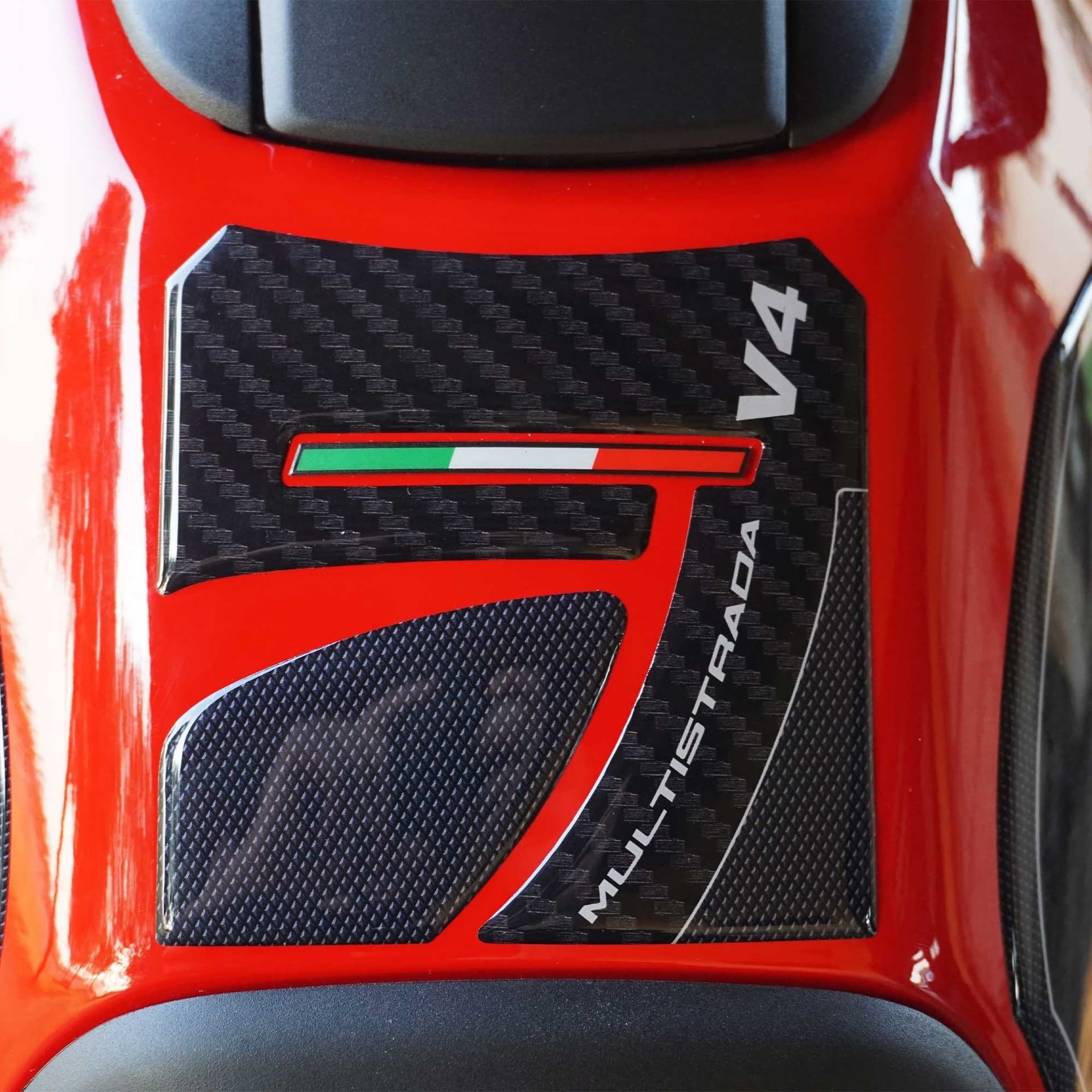 Adesivo-3D-Protezione-paraserbatoio-compatibile-con-Ducati-Multistrada-V4-2021