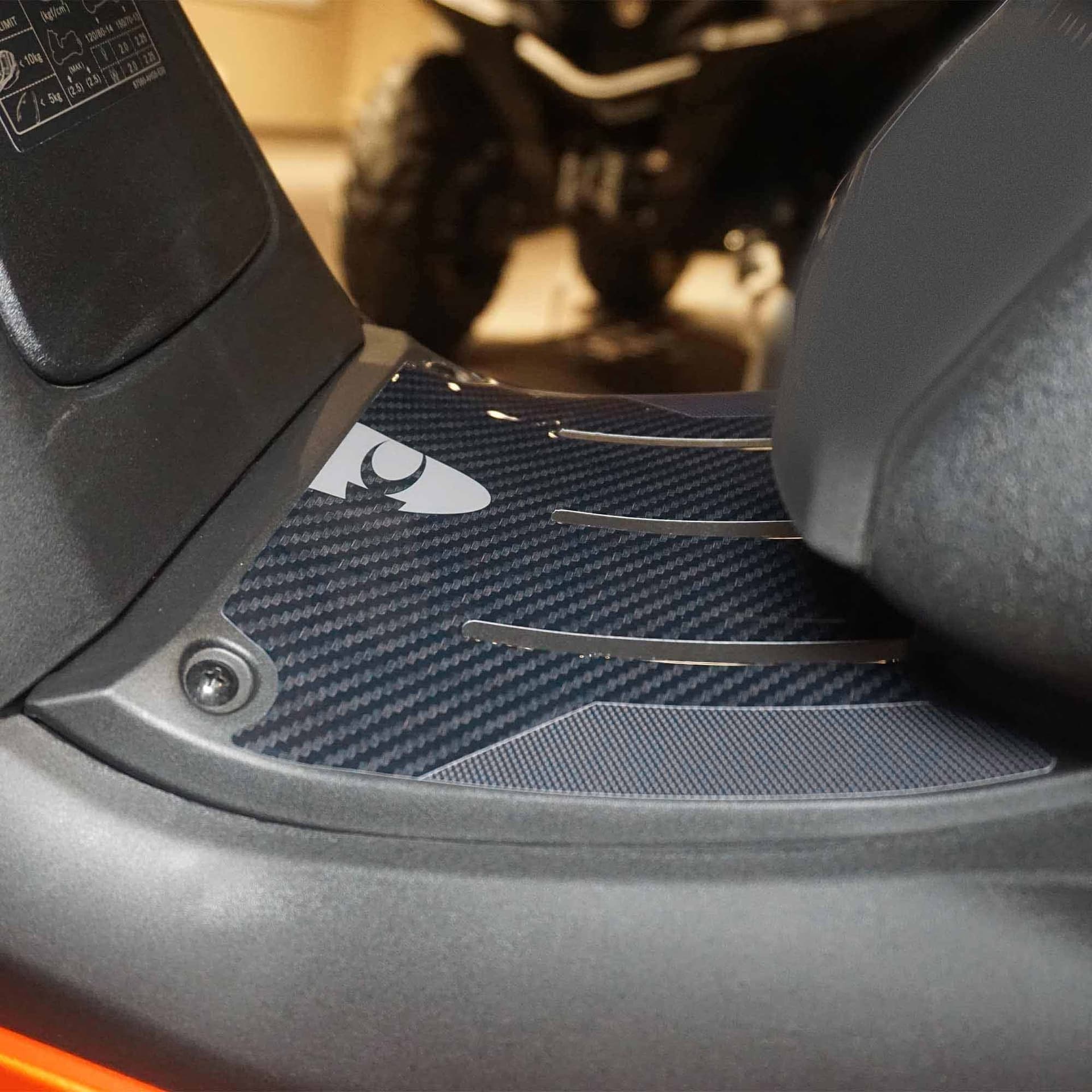 Adesivo-3D-Protezione-pedana-scooter-compatibile-con-Kymco-DTX-360-125-300-350