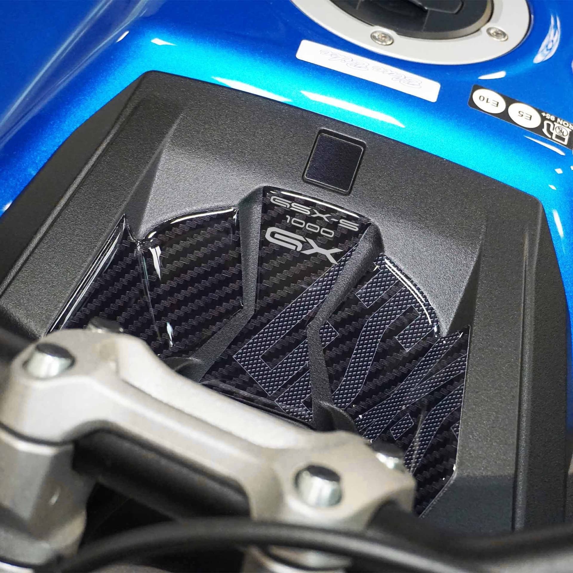 Adesivo 3D Protezione Zona Chiave compatibile con Suzuki GSX-S1000GX 2024-25