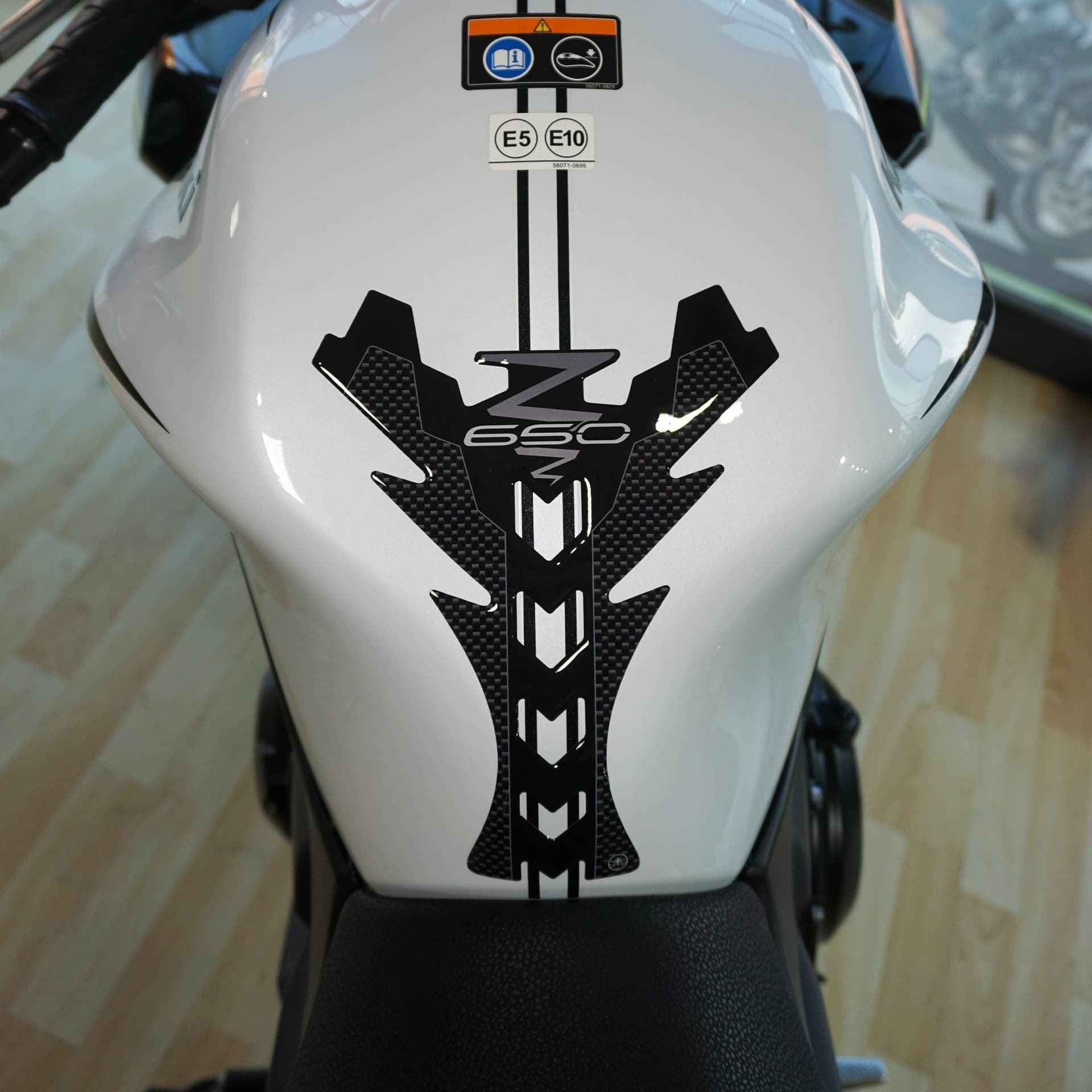 Adesivo-in-Gel-3D-Protezione-Paraserbatoio-compatibile-con-Kawasaki-Z650-2021