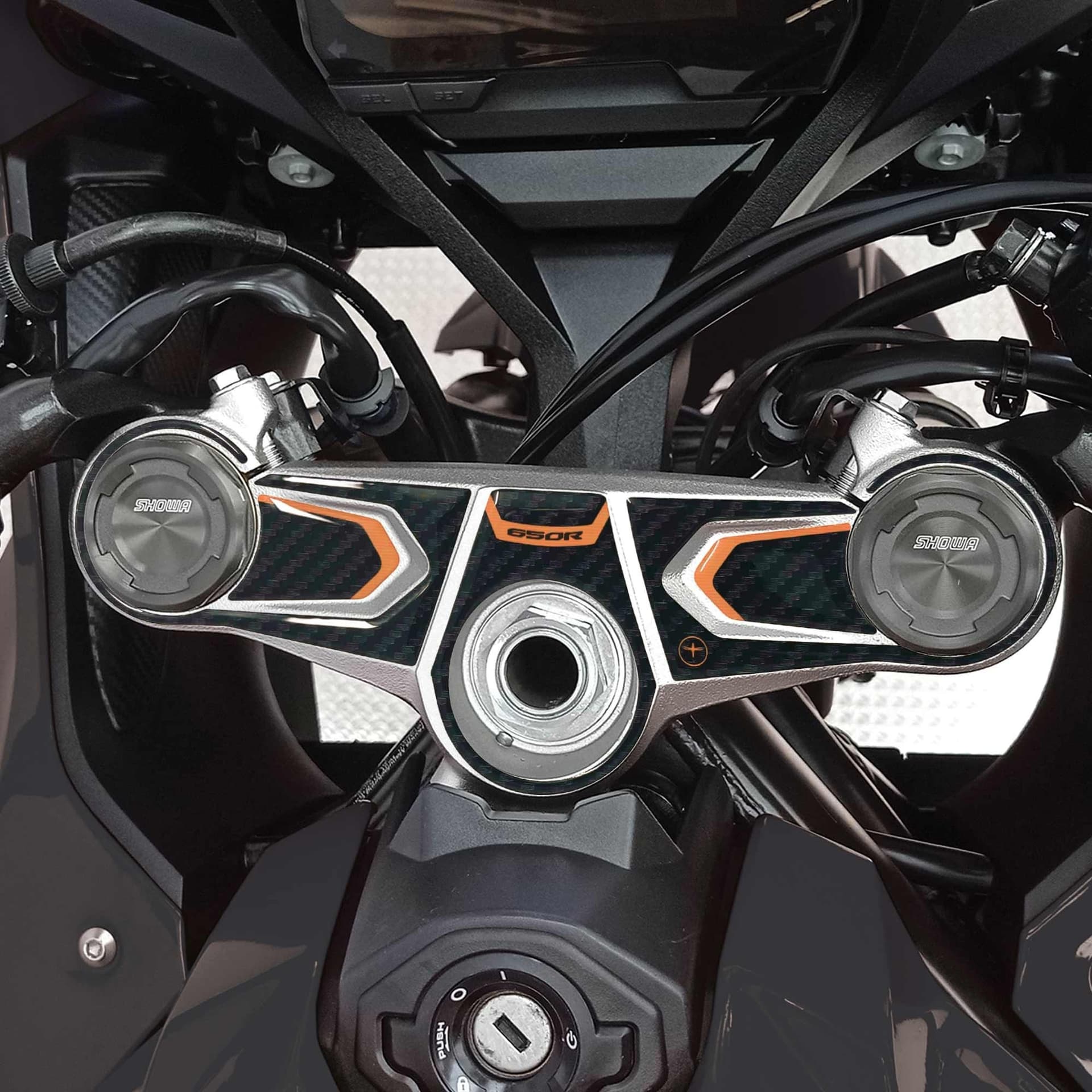 Adesivo-Protezione-piastra-forcella-sterzo-moto-compatibile-con-Honda-Cbr-650-r