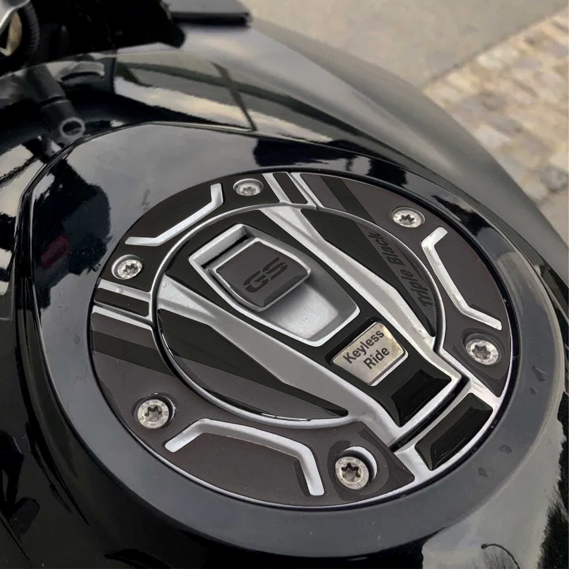 Adesivo-resinato-3D-Protezione-Tappo-Keyless-compatibile-con-Bmw-Triple-Black