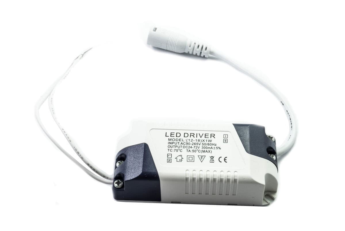 ALIMENTATORE-DRIVER-PER-FARETTO-LED-8-12-WATT-trasformatore-220v