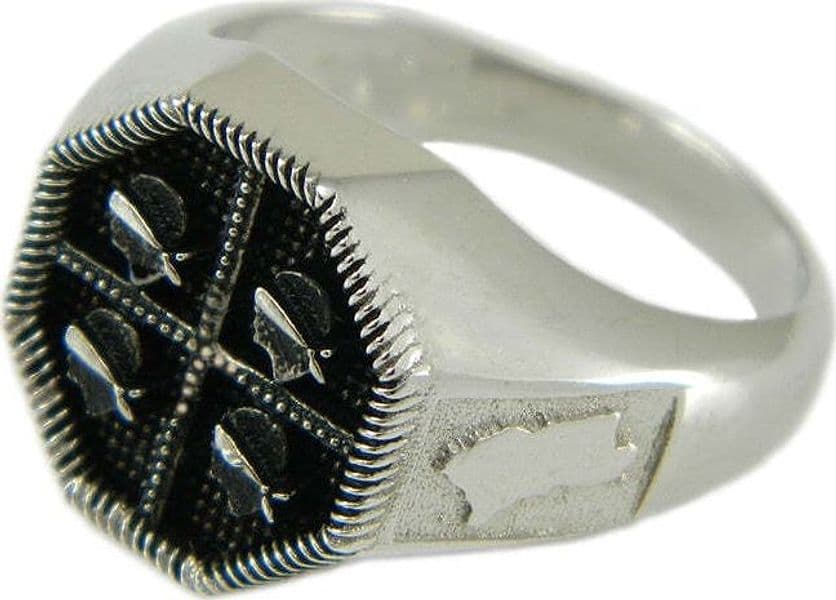 Anello uomo a scudo con bandiera Sardegna quattro mori in argento in Anelli Gioielleria Saba - Dolianova, commercioVirtuoso.it
