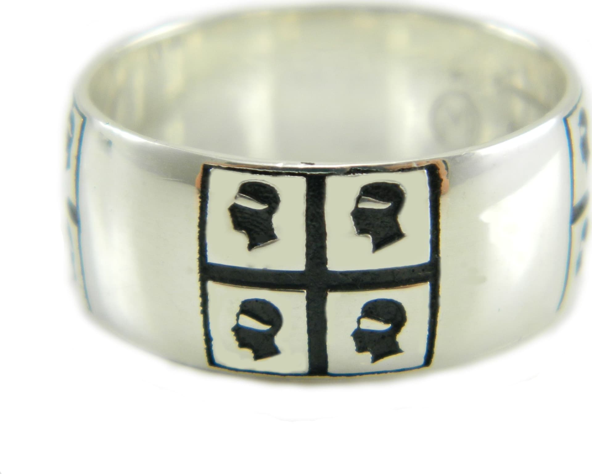 Anello Fascia Uomo in Argento 925 con Quattro Mori - Bandiera Sardegna - I Giampini in Anelli Gioielleria Saba - Dolianova, commercioVirtuoso.it