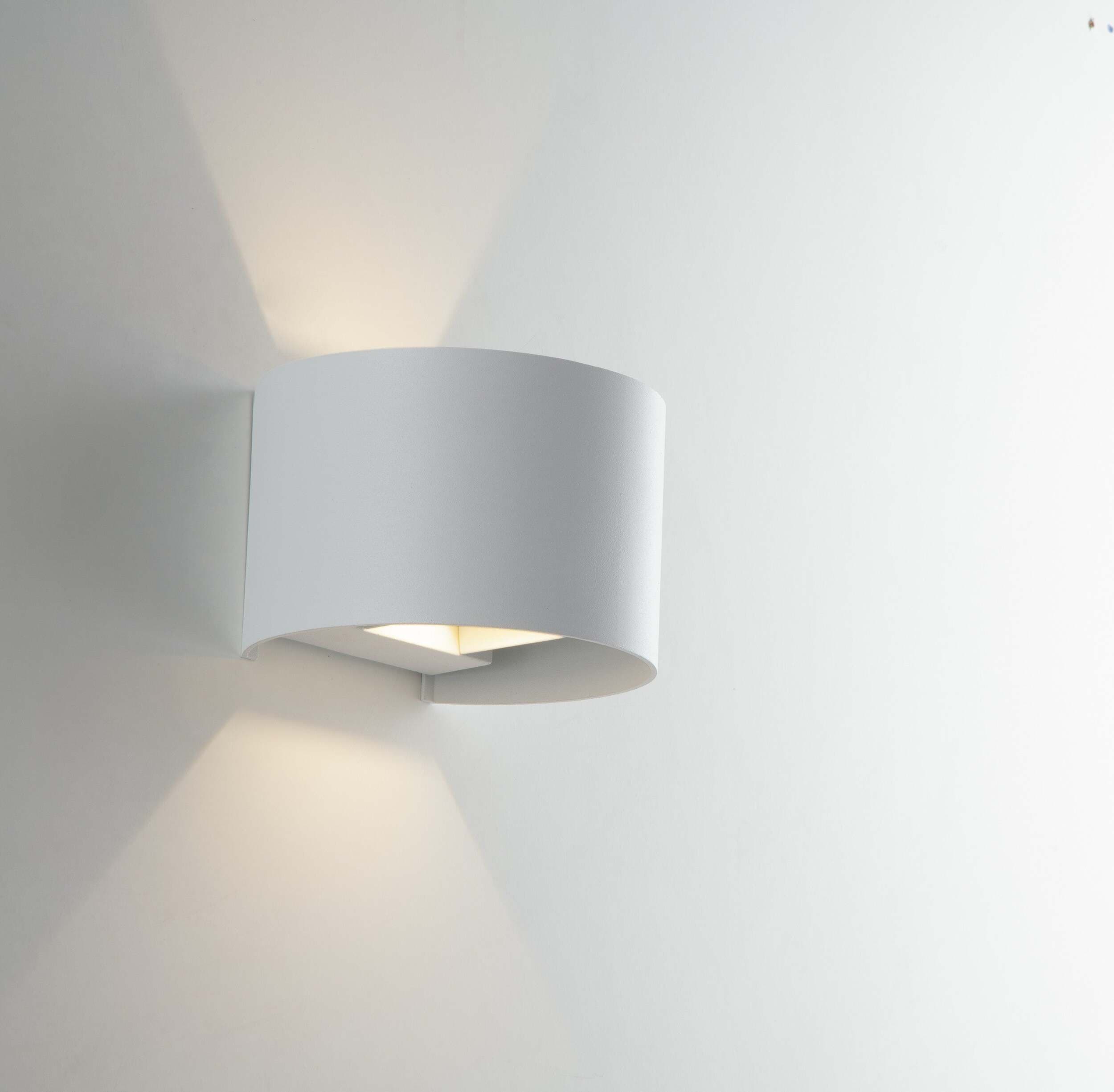 Applique Led Delta Bianco 2X5W 675Lm 3000K Ip54 14X12X10Cm Illuminazione/Illuminazione per interni/Illuminazioni per pareti/Applique Led Mall Home - Napoli, Commerciovirtuoso.it