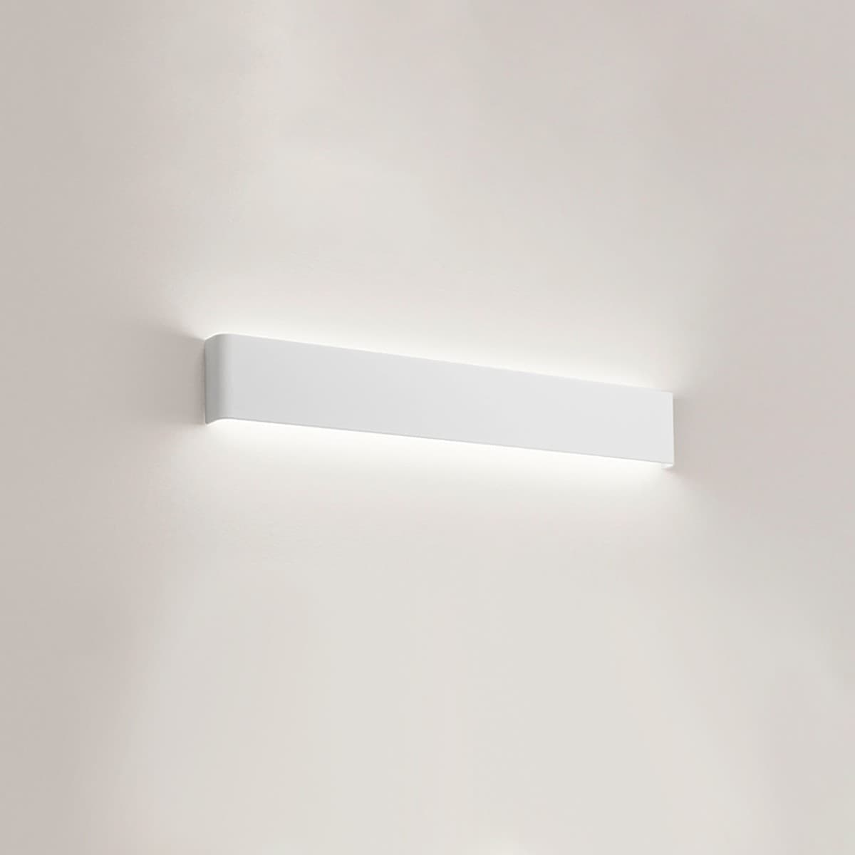 Applique-moderno-Perenz-WAY-6710-B-LC-LED-61CM-lampada-parete-biemissione-metallo