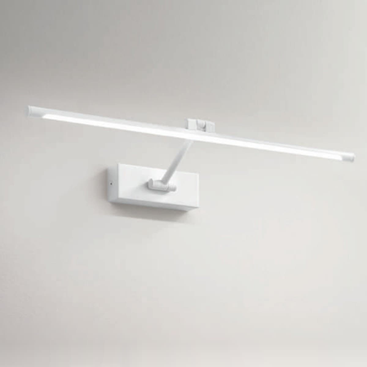 Applique-specchio-quadro-Gea-Luce-MAGIS-C-GAP461-C-LED-metallo-lampada-parete-moderna
