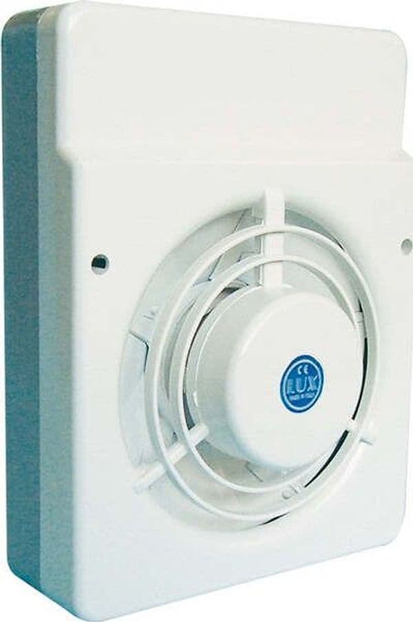 Aspiratore Elettrico Da Muro V.10 in Materiale Termoplastico Applicazione a Parete Fai da te/Ferramenta/Attrezzi bagno/Ventilatori bagno Ferus - Montoro, Commerciovirtuoso.it