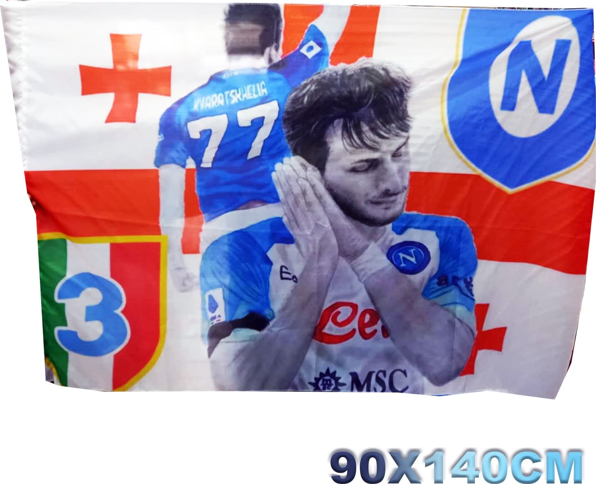 Bandiera Forza Napoli Festa 3 Scudetto Khvicha Kvaratskhelia 77 Georgia 90x140cm Sport e tempo libero/Fan Shop/Calcio/Bandiere e gagliardetti Trade Shop italia - Napoli, Commerciovirtuoso.it
