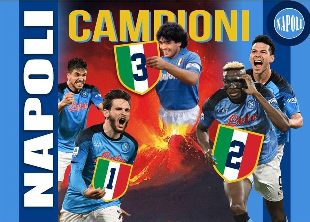 Bandiera Forza Napoli Festa Terzo Scudetto Campioni Maradona Osimhen 90x140 Cm Sport e tempo libero/Fan Shop/Calcio/Bandiere e gagliardetti Trade Shop italia - Napoli, Commerciovirtuoso.it