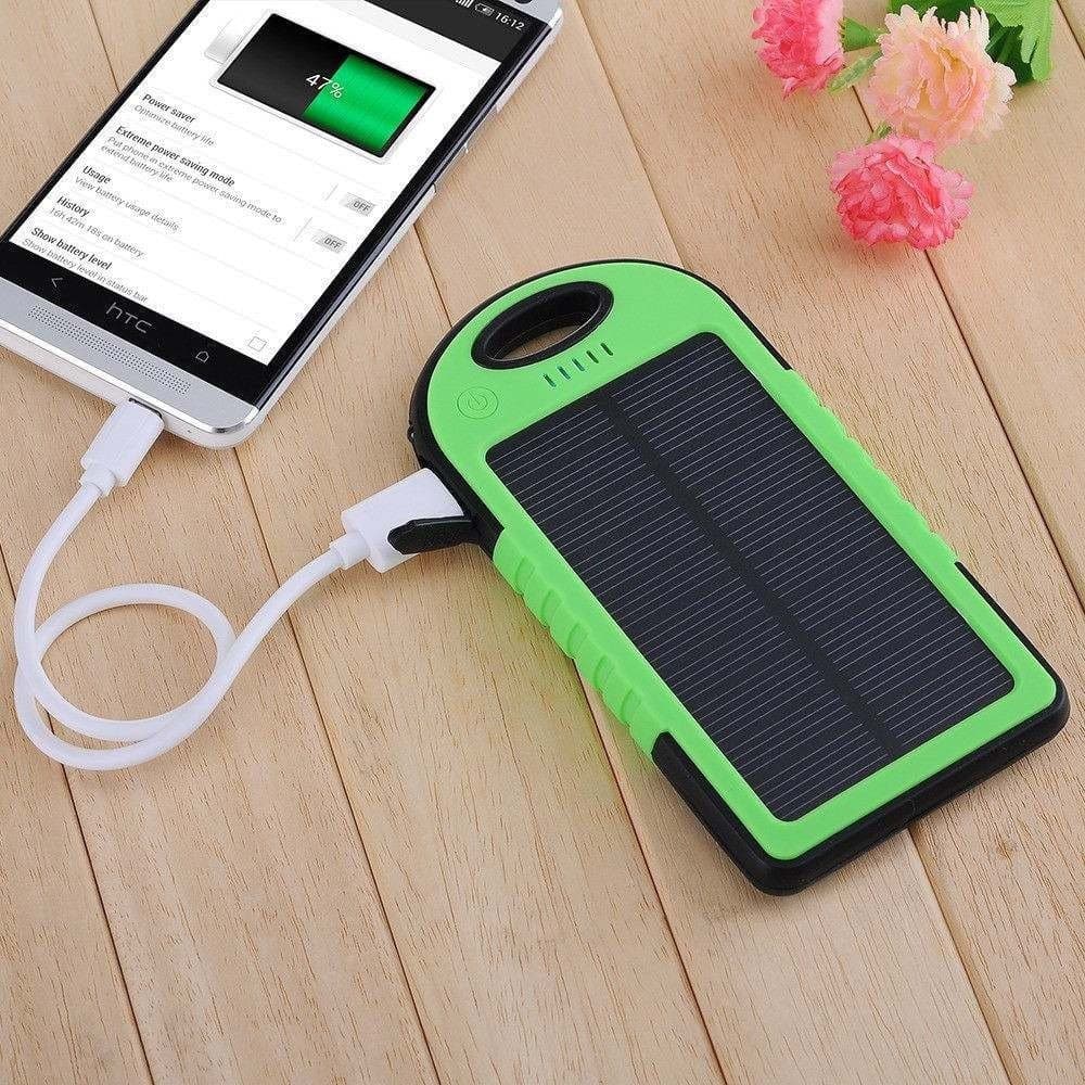 BATTERIA ESTERNA POWERBANK SOLARE 5000mAh CARICATORE SMARTPHONE TABLET GANCIO Trade Shop italia - Napoli, Commerciovirtuoso.it
