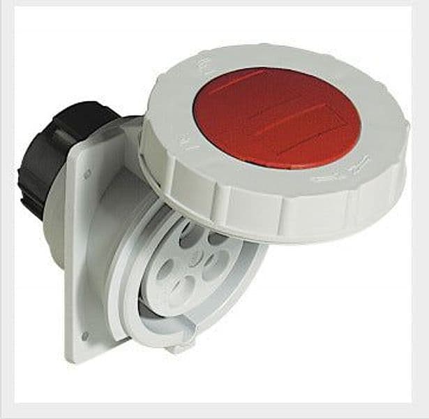 BTICINO---PRESA-FISSA-INCASSO-IP67-125A-3P+N+T-380V