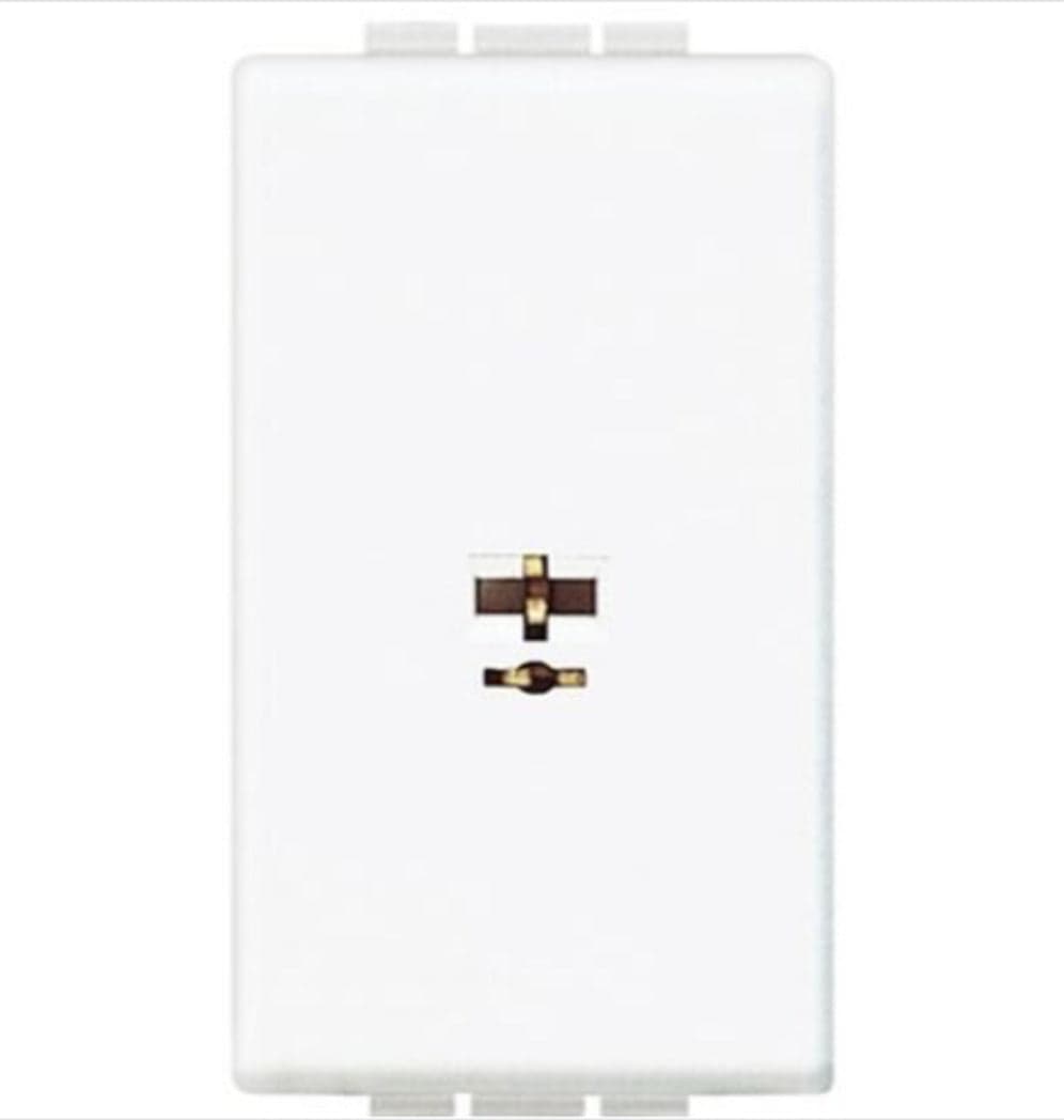 BTICINO-LIGHT---PRESA-DIN-CONNETTORE-HI-FI-/-PUNTO-LINEA-BIANCO