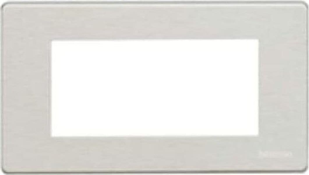 BTICINO-MAGIC---PLACCA-4-MODULI-ALLUMINIO-504/4A/AL