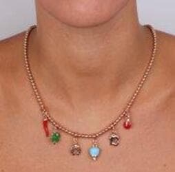BYSIMON---Collana-in-Metallo-con-corno-napoletano,-quadrifoglio,-coccinella,-campana-capri