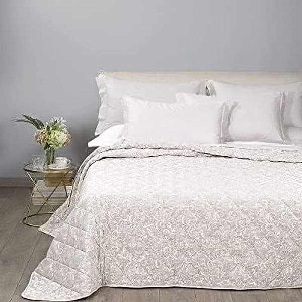 Caleffi - Iris Copriletto Trapuntato In Raso Jacquard. Disponibile In 3 Colori - 1619983 - Avorio Casa e cucina/Tessili per la casa/Biancheria da letto/Copriletti Biancheria Arredo Home - Nola, Commerciovirtuoso.it