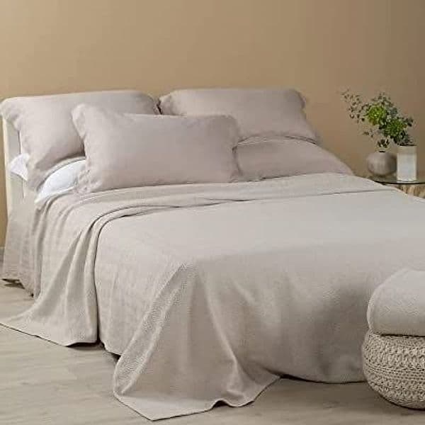 Caleffi Copriletto non Trapuntato Camogli 2 Naturale Matrimoniale Casa e cucina/Tessili per la casa/Biancheria da letto/Copriletti Biancheria Arredo Home - Nola, Commerciovirtuoso.it