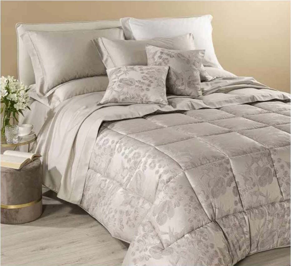 Caleffi Trapunta Matrimoniale In Raso Di Cotone Jacquard Harmonies Casa e cucina/Tessili per la casa/Biancheria da letto/Coperte e trapunte/Trapunte La Bottega del Risparmio - Bari, Commerciovirtuoso.it