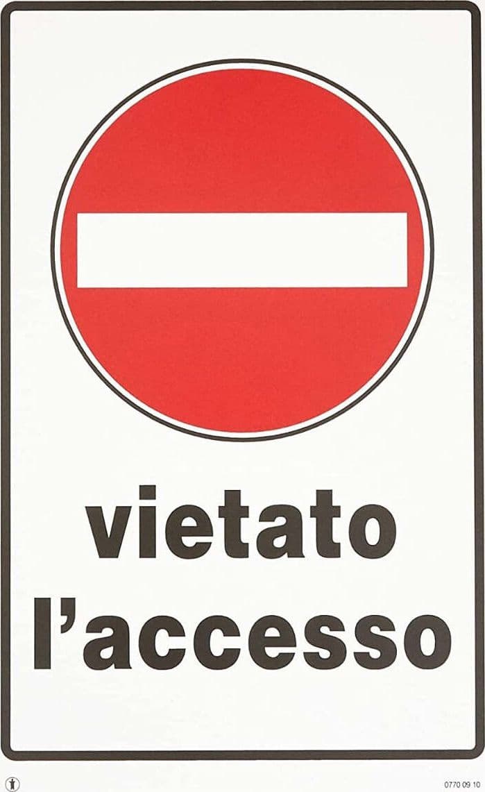 CARTELLO-IN-PLASTICA-300X200-MM-VIETATO-L'-ACCESSO