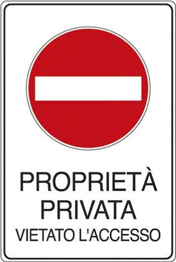 Cartello segnalatore - 30x20 cm - PROPRIETA' PRIVATA VIETATO L'ACCESSO - alluminio - Cartelli Segnalatori Fai da te/Sicurezza e protezione/Attrezzature per sicurezza sul lavoro/Segnaletica antinfortunistica Eurocartuccia - Pavullo, Commerciovirtuoso.it