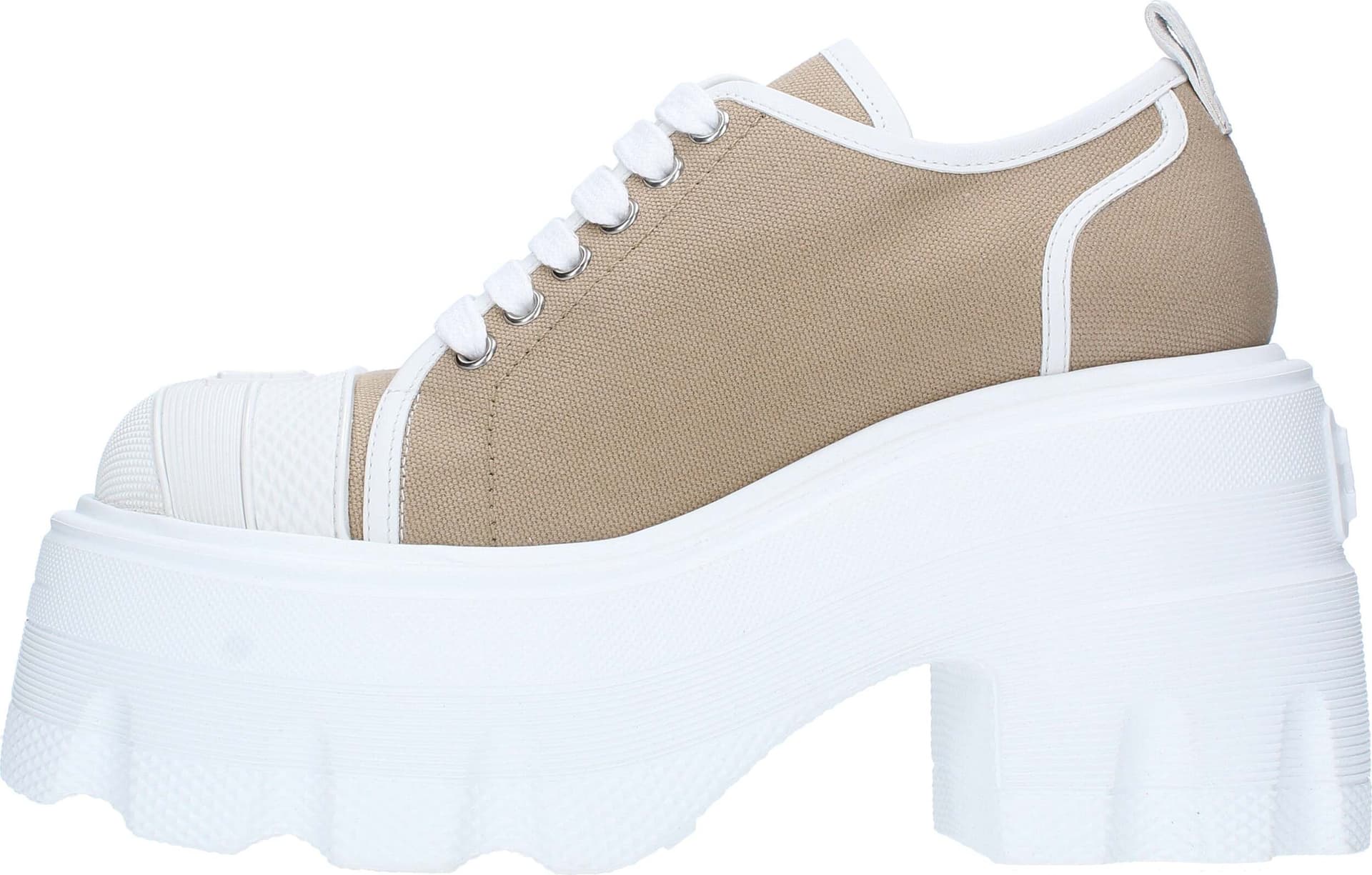 Casadei-Scarpe-basse-Beige-da-donna