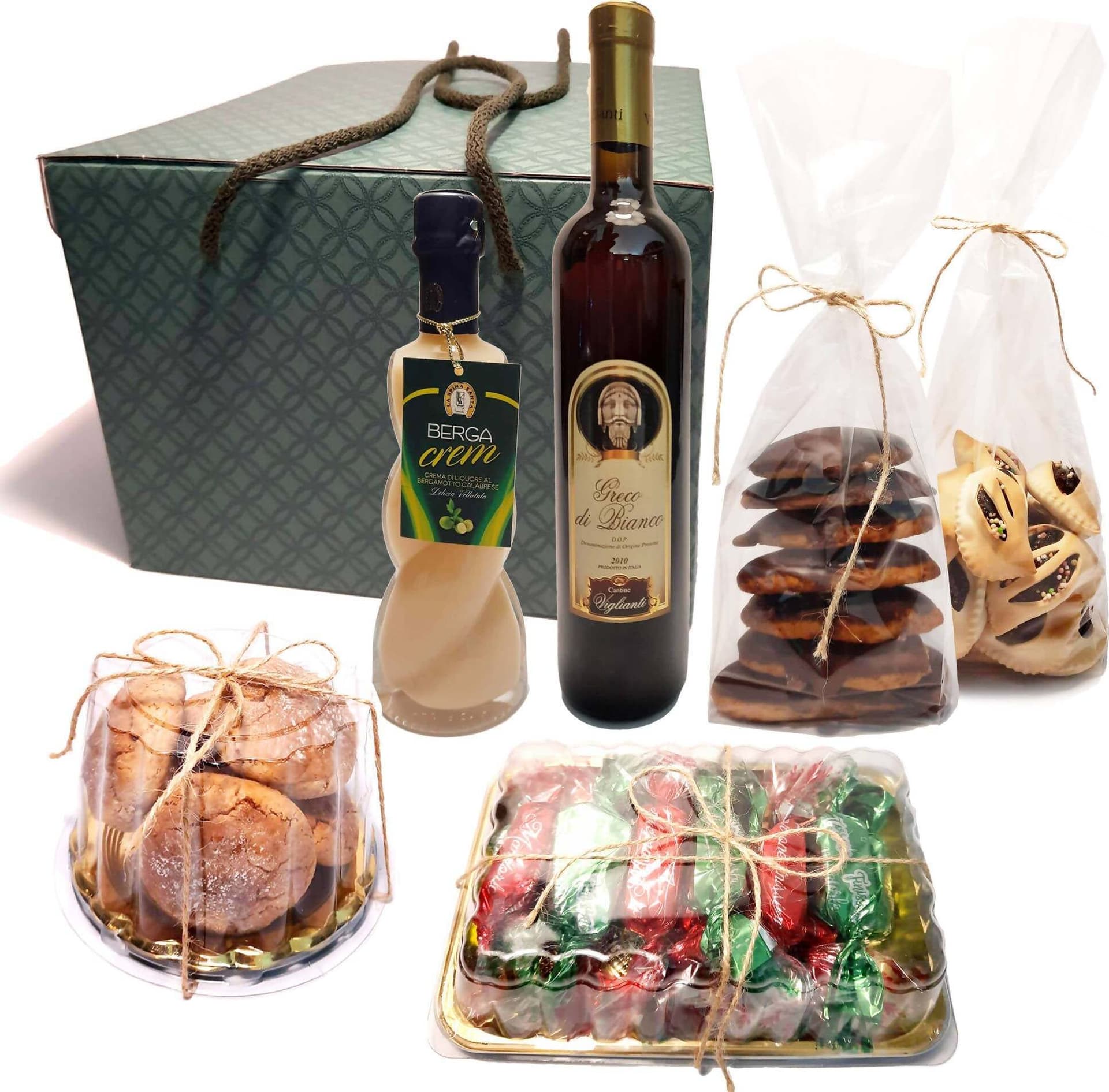 Cesto Natalizio prodotti Artigianali Tipici Calabresi Sweet Box Torroni, Sammartine, Amaretti, Crema di liquore e Passito Confezione idea regalo per il Natale Antonio Lizzi in Cesti regalo con alcolici Antica Pasticceria Antonio Lizzi - Siderno, commercioVirtuoso.it