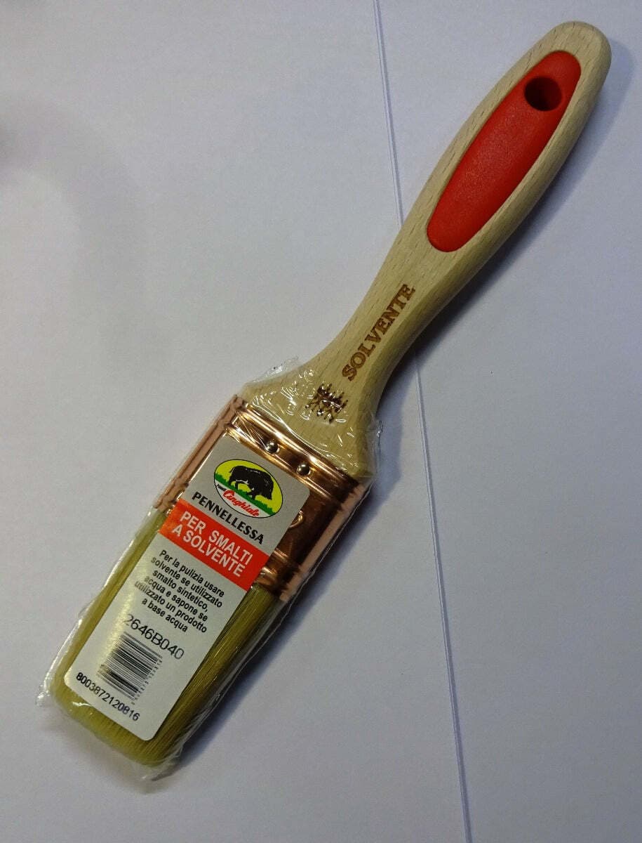 CINGHIALE---PENNELLO-PER-SMALTI-A-SOLVENTE-MANICO-IN-LEGNO-E-GOMMA-MIS.-40