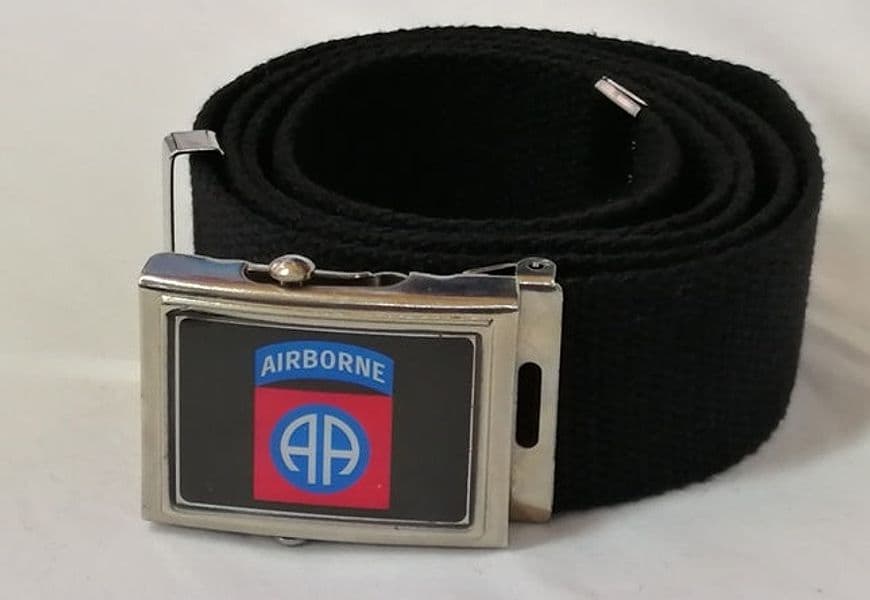 Cintura Airborne Vari Colori Cinta in Canapa Con Fibbia Metallica Completa Di Stemma Moda/Uomo/Abbigliamento/Abbigliamento sportivo/Cinture Il Distintivo - Pesaro, Commerciovirtuoso.it