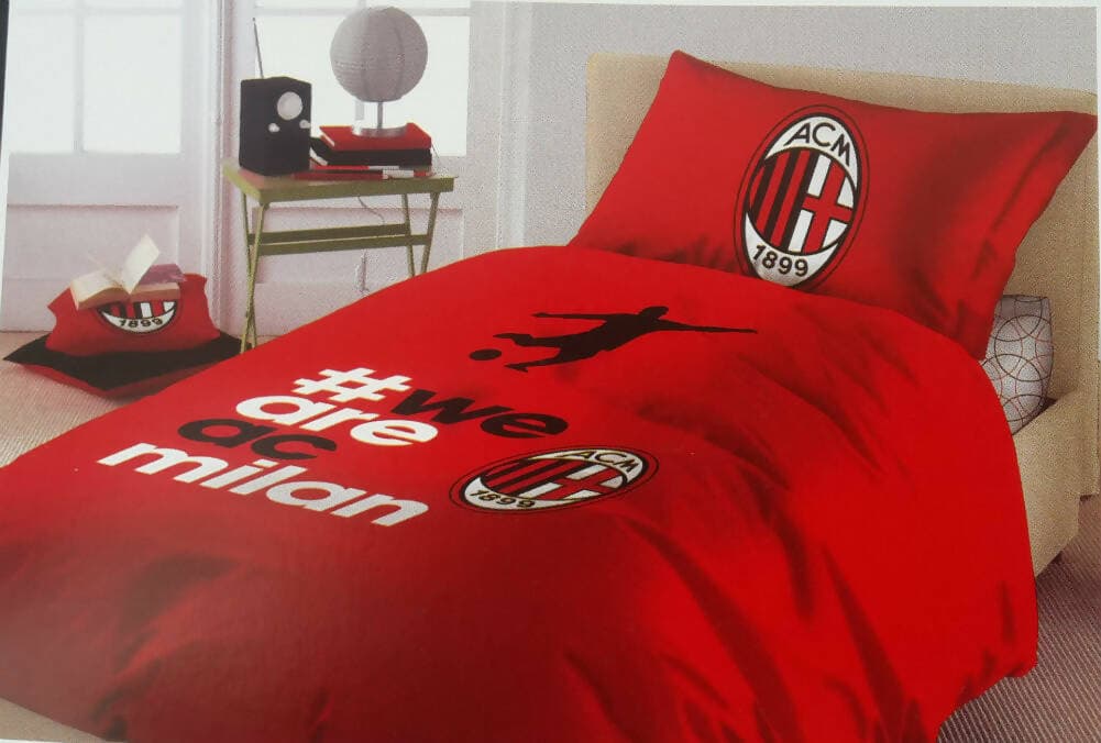 Completo Letto Singolo In Puro Cotone Milan Con Federe E Lenzuola Sopra E Sotto Articolo Ufficiale Milan Casa e cucina/Tessili per la casa/Biancheria per la cameretta/Lenzuola e federe/Set di lenzuola e federe Puleo Casa - Palermo, Commerciovirtuoso.it