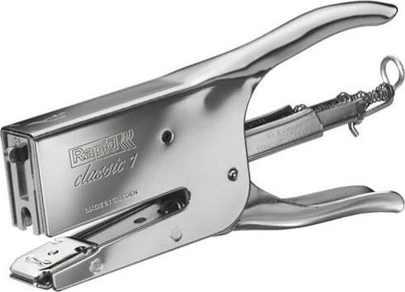 Cucitrice a pinza Rapid Classic K1 - acciaio cromato - Rapid Cancelleria e prodotti per ufficio/Archivio ufficio e accessori per scrivania/Spillatrici e perforatrici/Spillatrici manuali Eurocartuccia - Pavullo, Commerciovirtuoso.it
