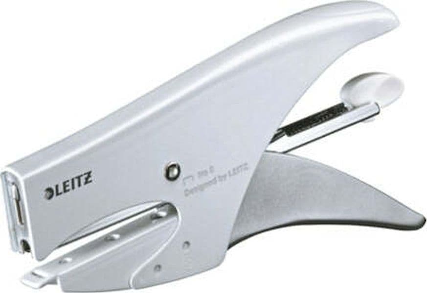 Cucitrice Wow a pinza 5547 - bianco metallizzato - Leitz Cancelleria e prodotti per ufficio/Archivio ufficio e accessori per scrivania/Spillatrici e perforatrici/Spillatrici manuali Eurocartuccia - Pavullo, Commerciovirtuoso.it