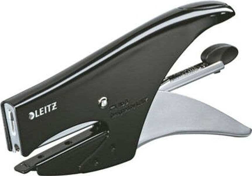 Cucitrice Wow a pinza 5547 - nero metallizzato - Leitz Cancelleria e prodotti per ufficio/Archivio ufficio e accessori per scrivania/Spillatrici e perforatrici/Spillatrici manuali Eurocartuccia - Pavullo, Commerciovirtuoso.it