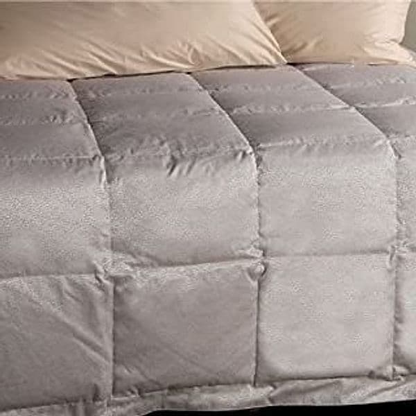 Daunen Step Trapunta in piuma fantasia Contemporanea 10014C | 270x260 cm - matrimoniale standard Colore BeigeGrigio Casa e cucina/Tessili per la casa/Biancheria da letto/Coperte e trapunte/Trapunte Biancheria Arredo Home - Nola, Commerciovirtuoso.it