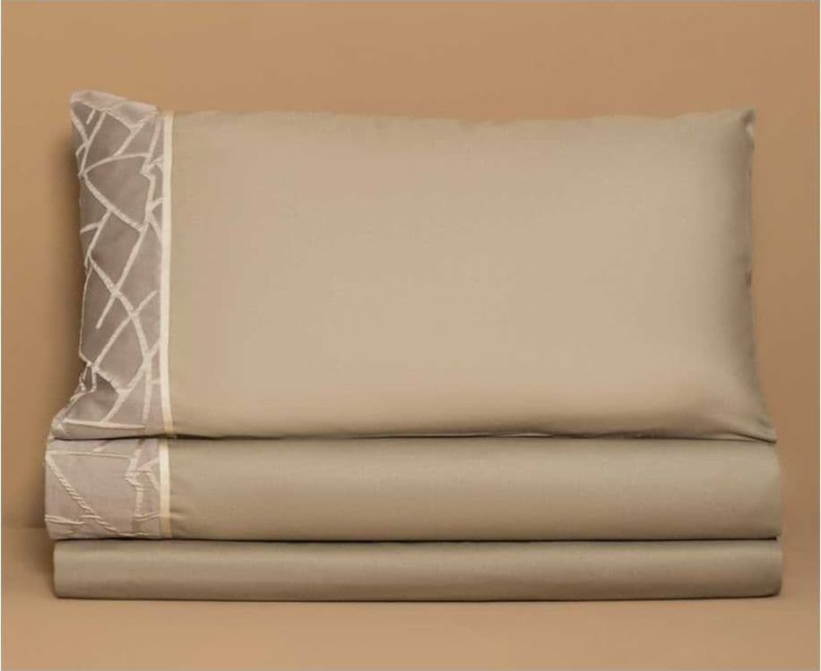 Elegante Completo Lenzuola Matrimoniale Esmeralda Cotone Alta Qualita' Gruppo Battaglia Realizzato Artigianalmente Casa e cucina/Tessili per la casa/Biancheria da letto/Lenzuola e federe/Set di lenzuola e federe La Bottega del Risparmio - Bari, Commerciovirtuoso.it