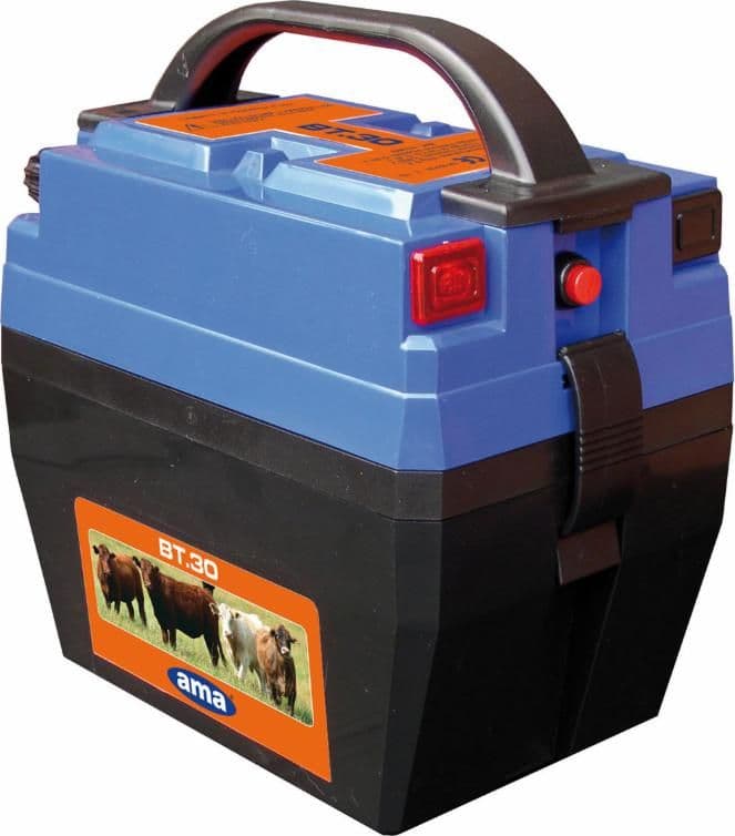 Elettrificatore per recinti elettrici Ama Ranch BT30 da 9V in Cancelli e recinti GardenStore - Novellara, commercioVirtuoso.it
