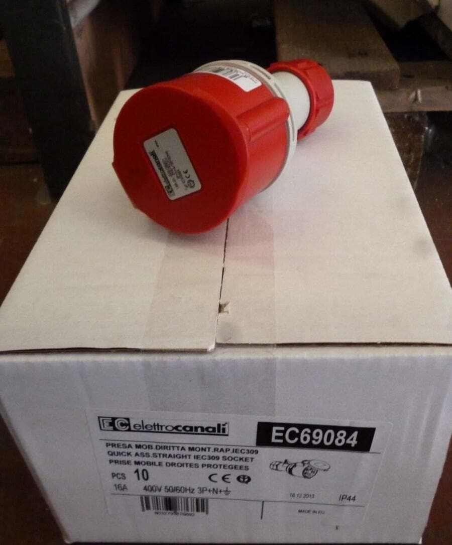ELETTROCANALI---PRESA-MOBILE-DIRITTA-380V-3P+N+T-16A